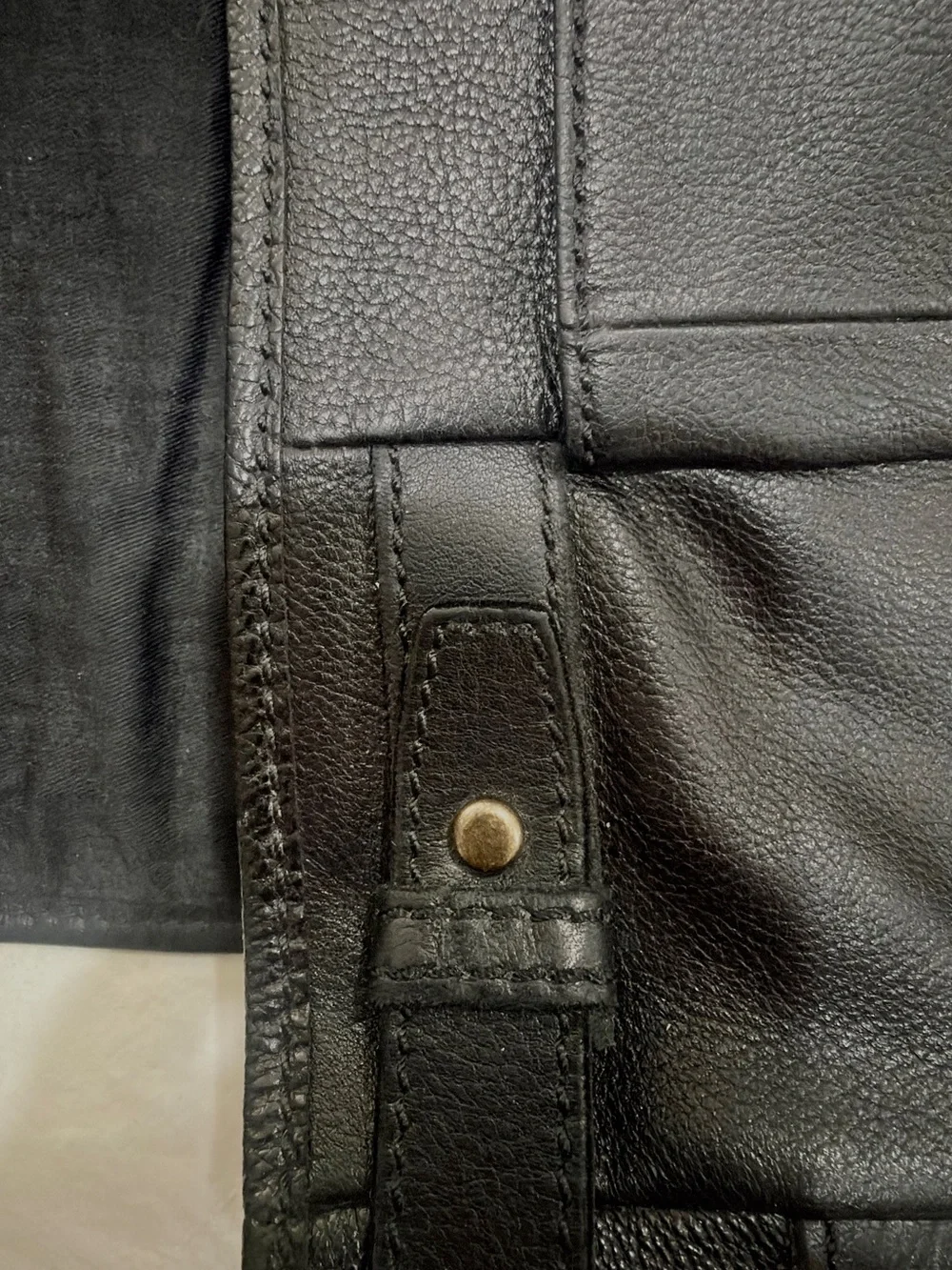 Fossil Black Leather Messenger Crossbody Bag with Brass Hardware